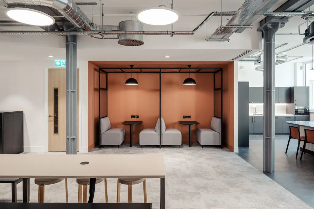 Contemporary office lighting design